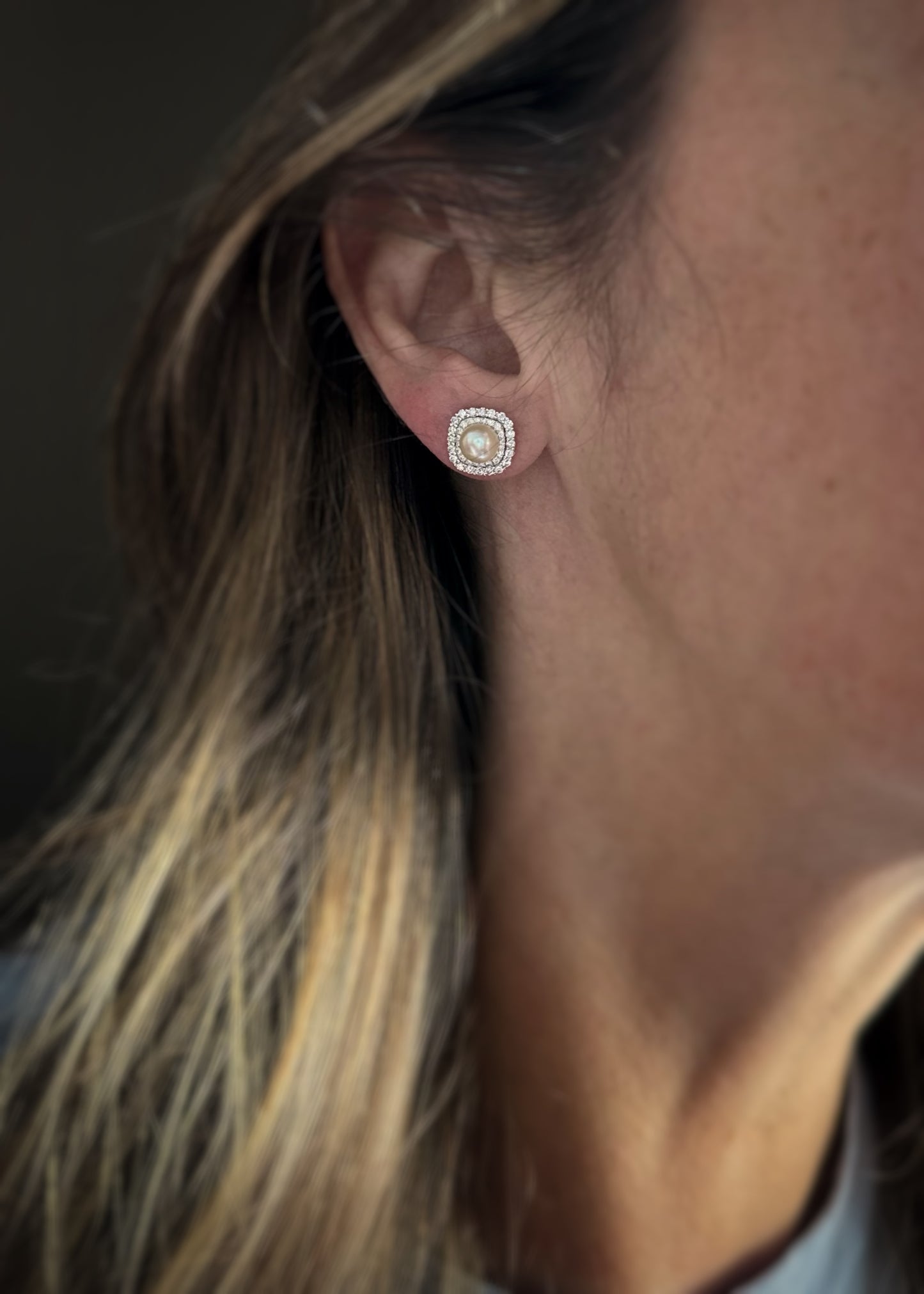 14k + 6mm Pearl Stud Earrings