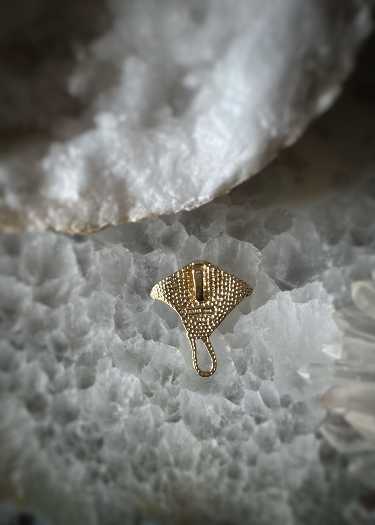 Estate 14k + Stingray Pendant