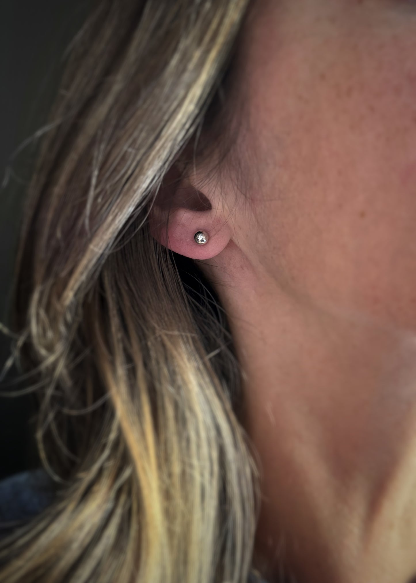 Estate 14k + 5mm Ball Stud Earrings