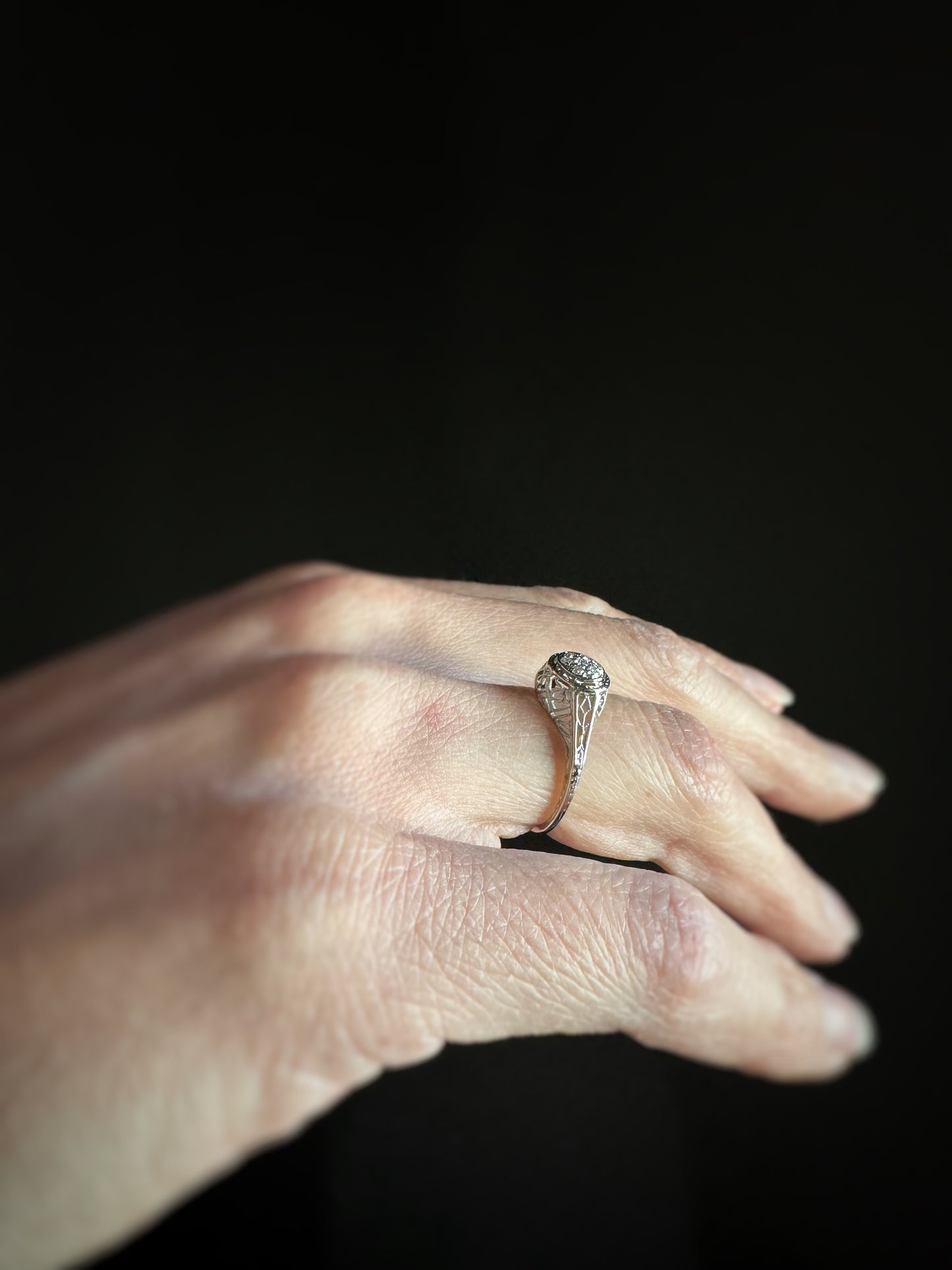 Estate 18k + Filigree Diamond Cluster Ring