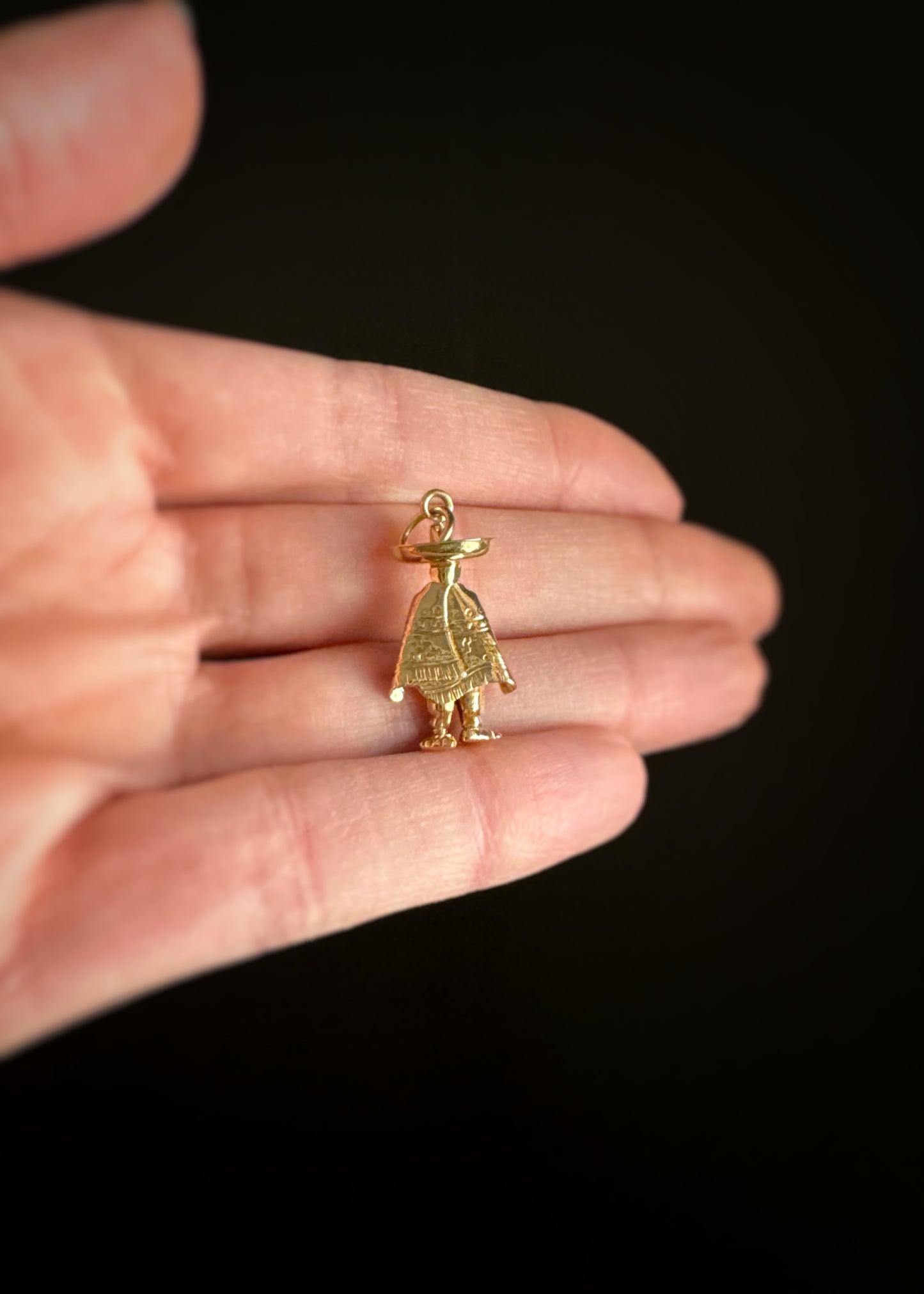 Estate 14k + Sombrero Man Charm