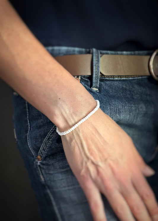 Faceted Mother of Pearl Bead Stretch Bracelet