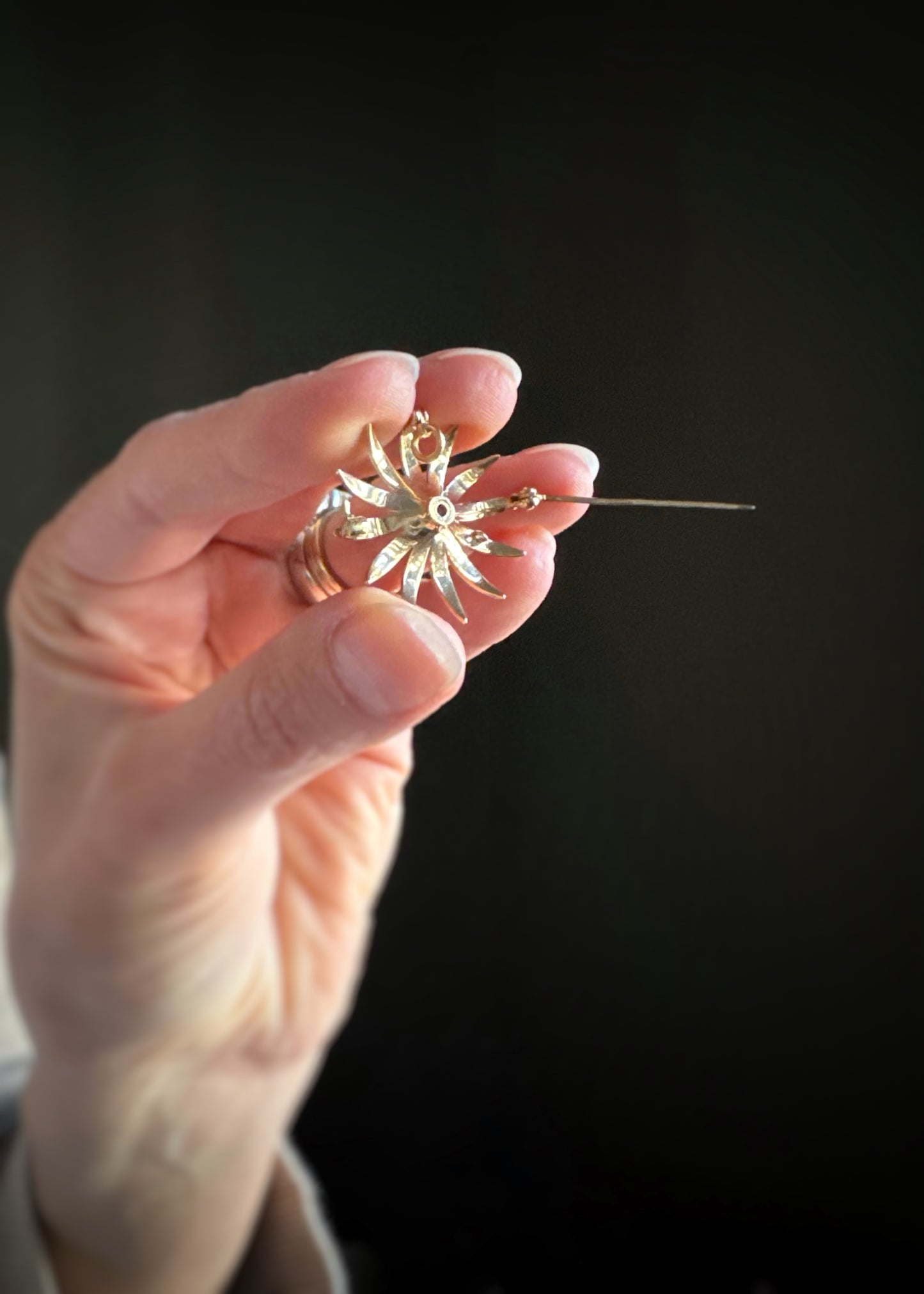 Estate 14k + Diamond Flower Brooch