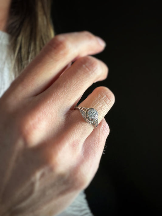Estate 18k + Filigree Diamond Cluster Ring