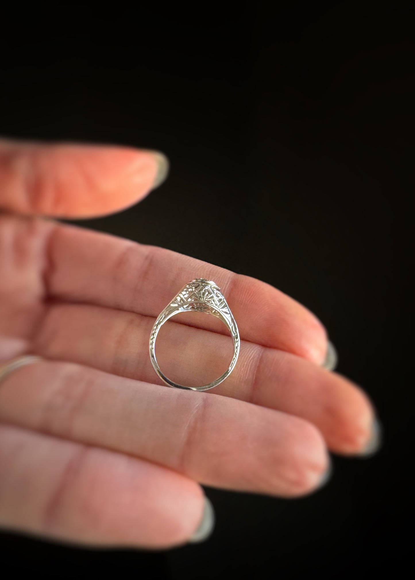 Estate 18k + Filigree Diamond Cluster Ring