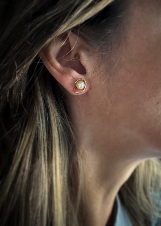 Estate 14k + Cultured Pearl Swirl Stud Earrings