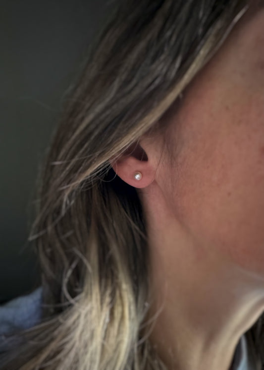 14k + 5mm Pearl Stud Earrings