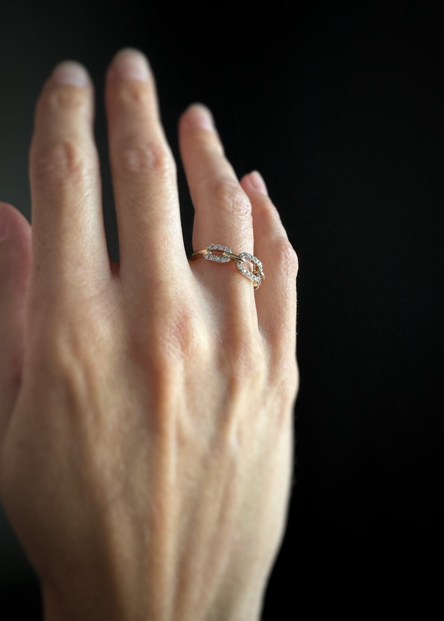 Estate 10k + Diamond Open Oval Chain Link Band