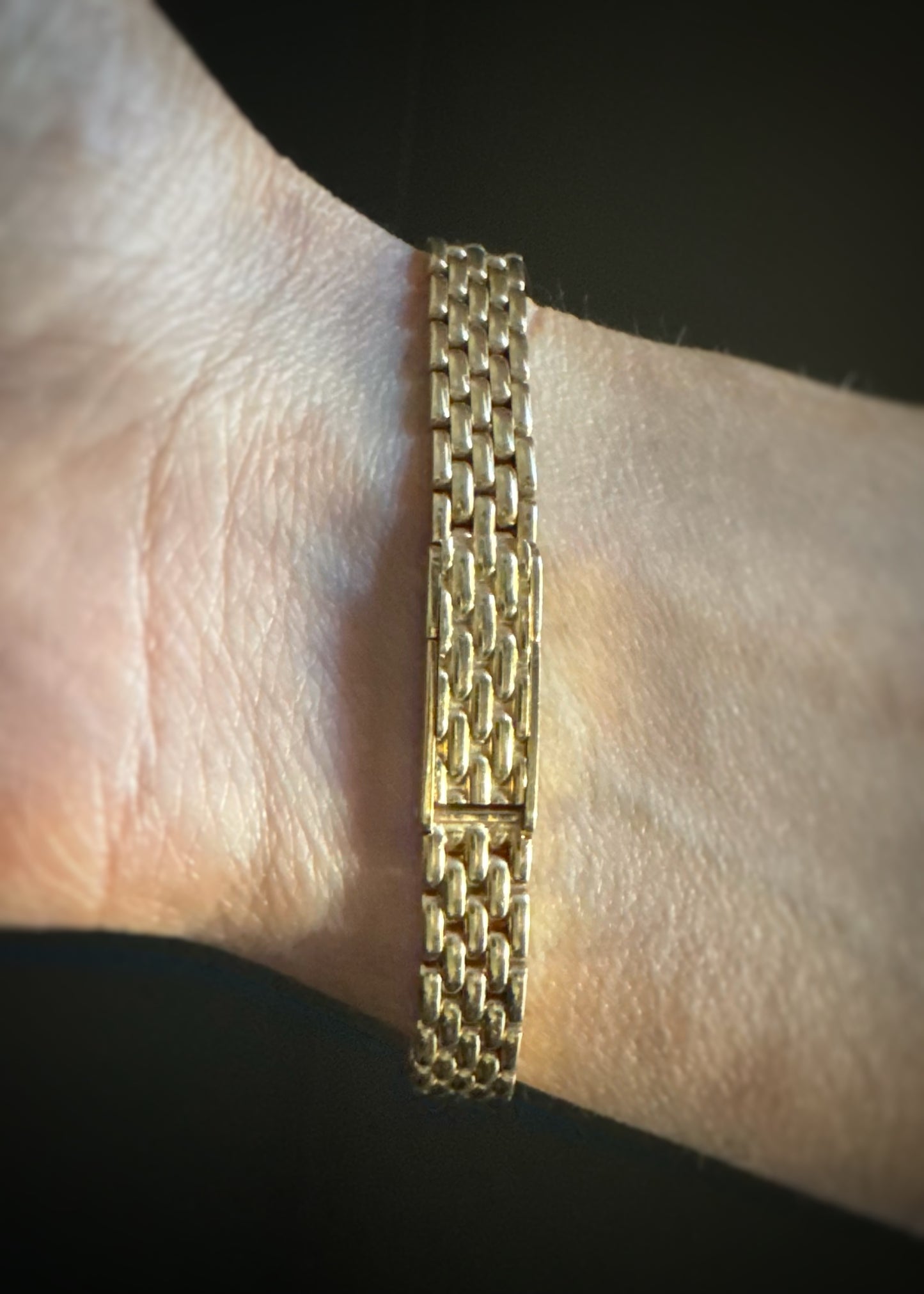 Vintage Geneve 14k + Diamond Ladies Dress Watch