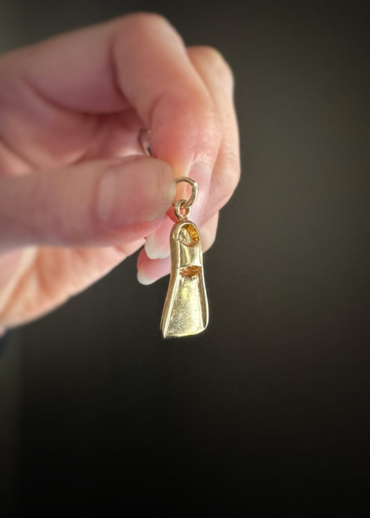 Estate 14k + Bahamas Flipper Charm