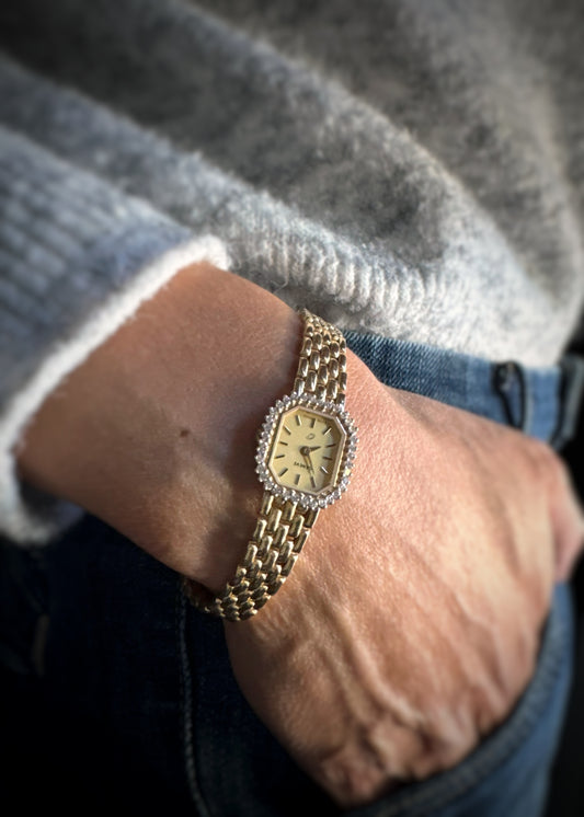 Vintage Geneve 14k + Diamond Ladies Dress Watch
